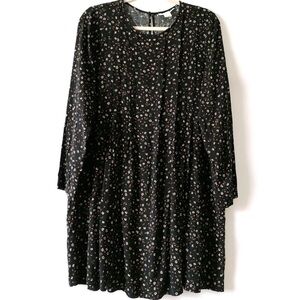 H&M bundle of Floral Black Dress and black dress like new